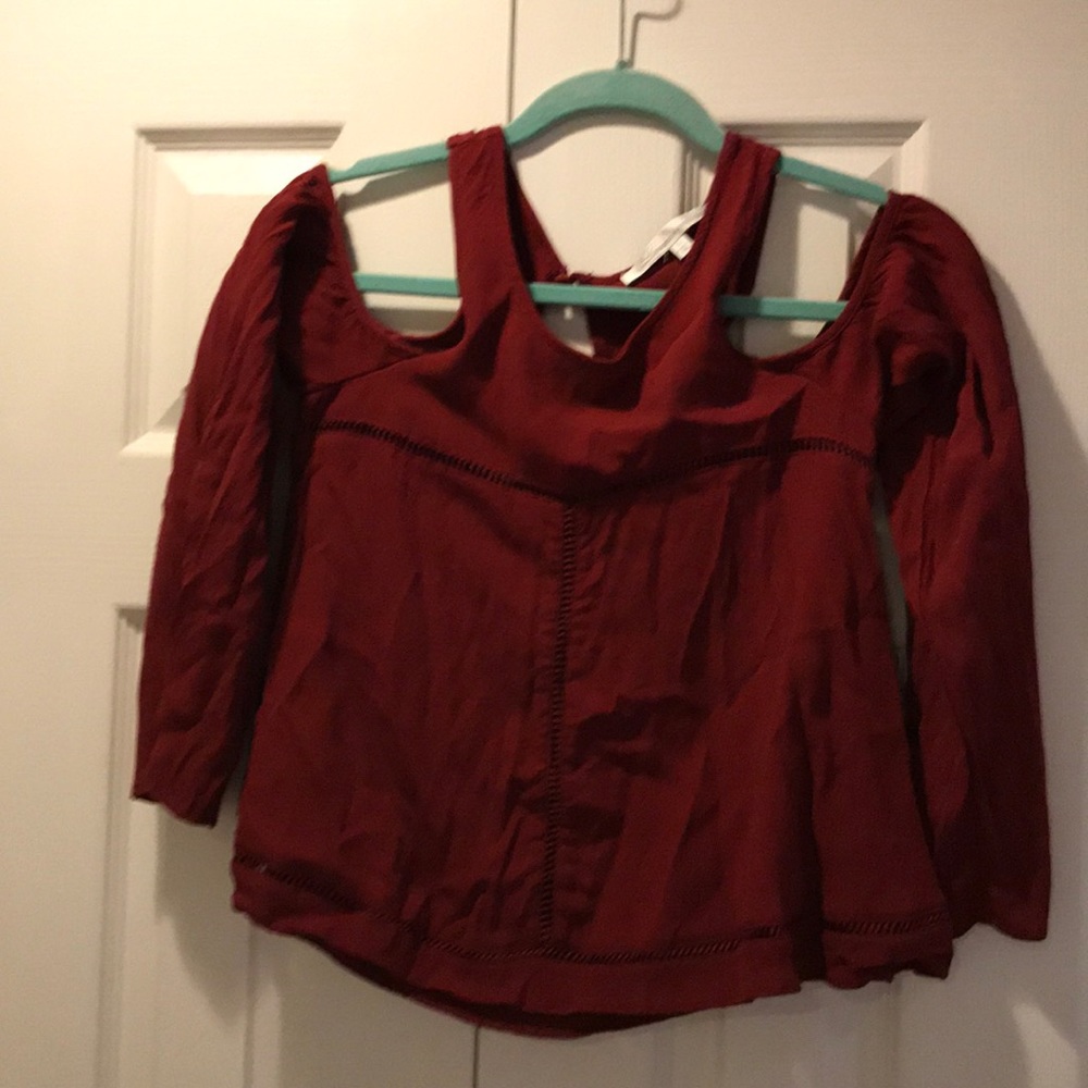 Off the shoulder long sleeved top